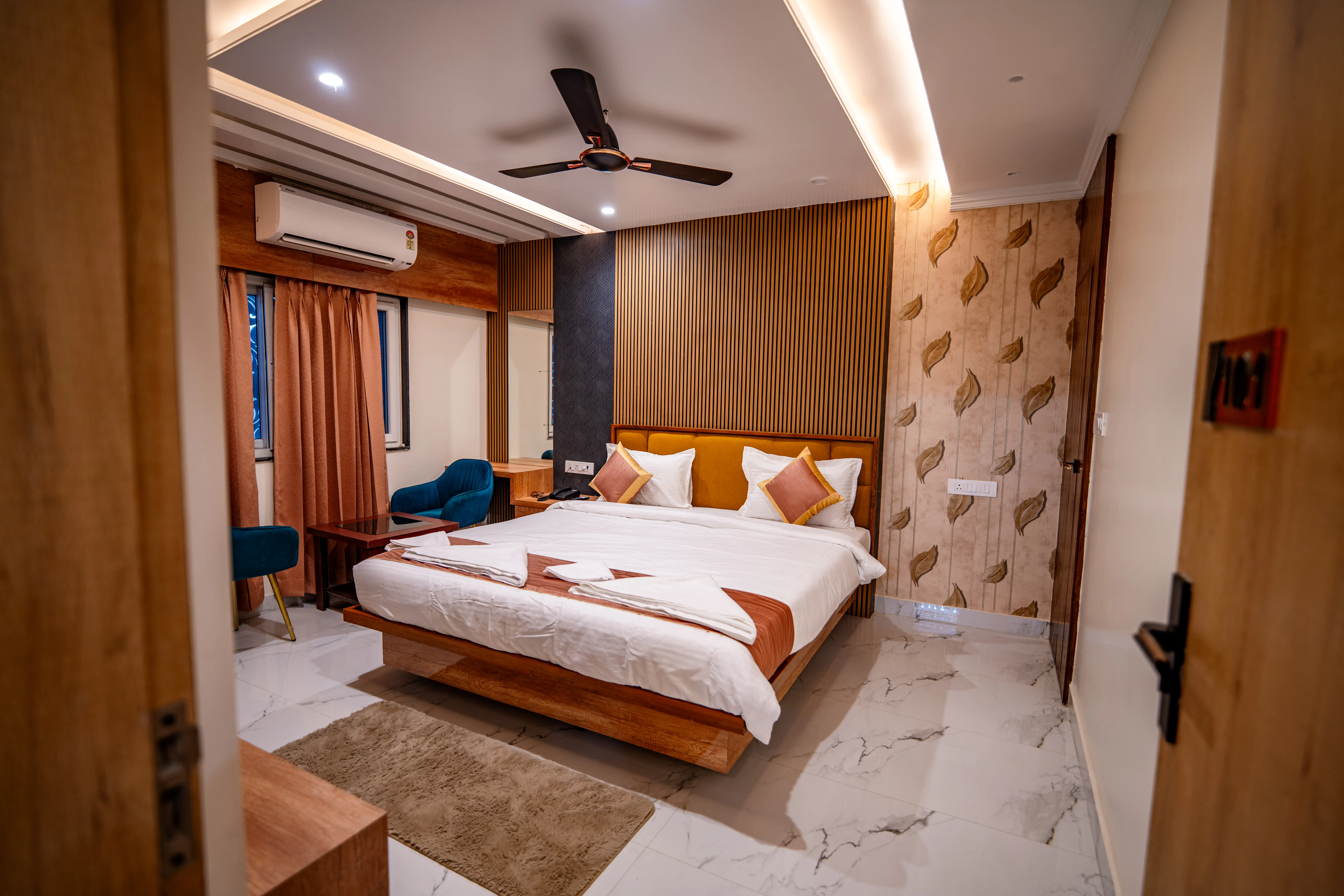 Deluxe Room with king bed at Anand Resort